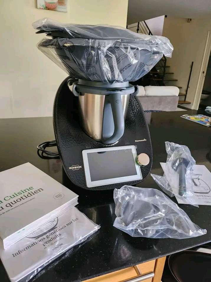 Robot Thermomix TM6 Noir Scintillant