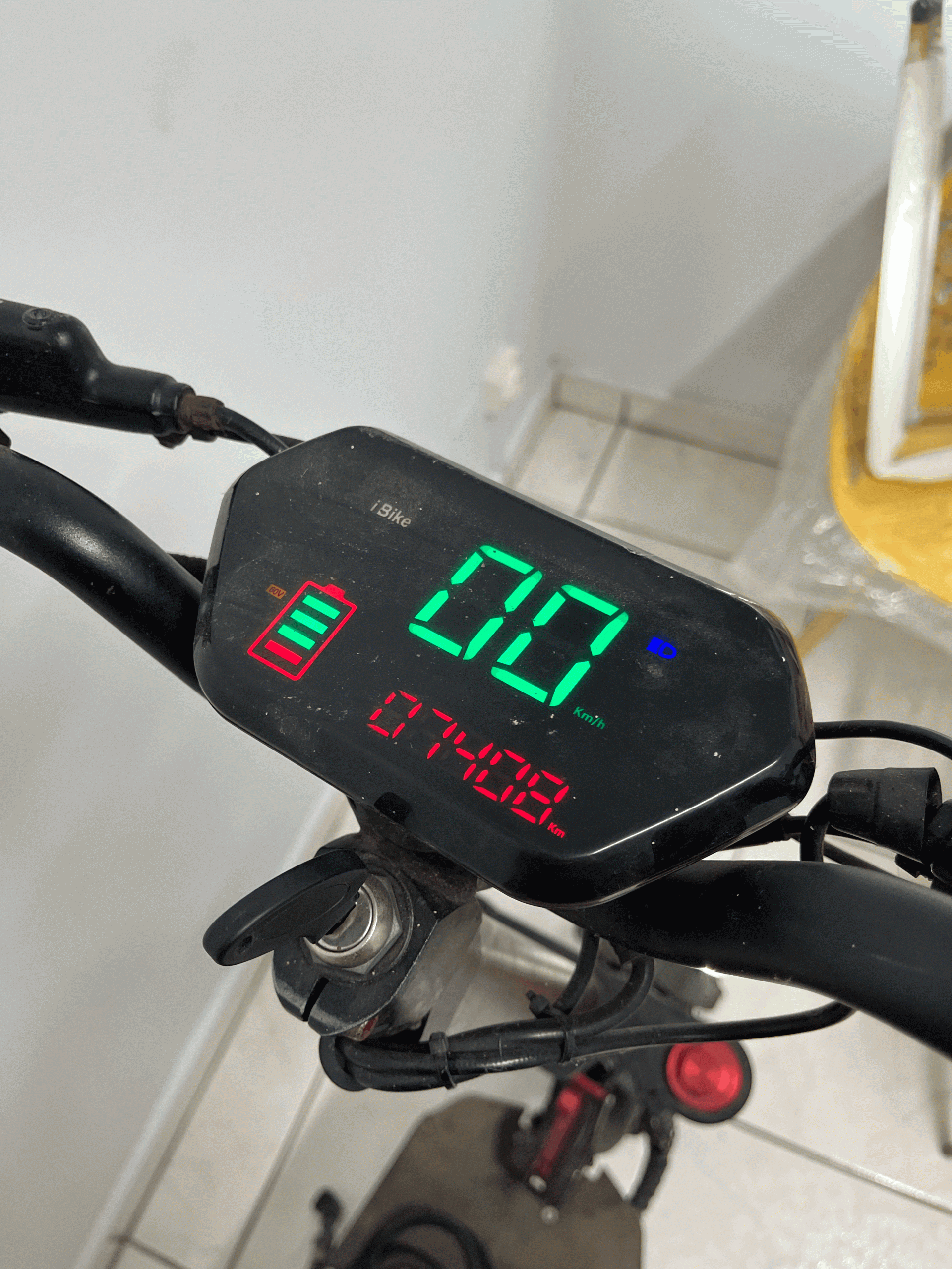 Trottinette électrique e-Off ROAD PRO – Bon état