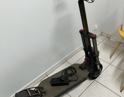 Trottinette électrique e-Off ROAD PRO – Bon état