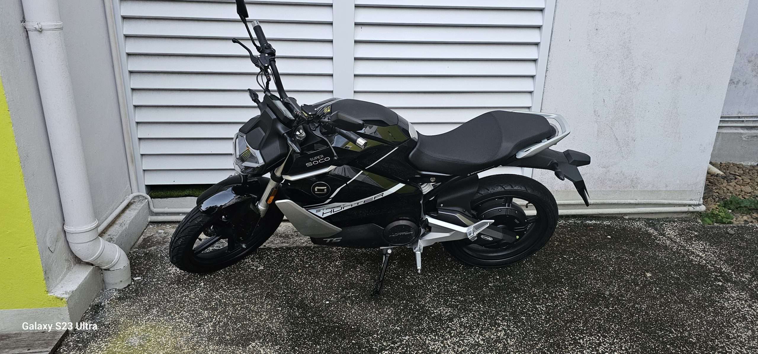 Super Soco Street Hunter – Électrique – État proche du neuf