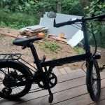 Vélo électrique pliant