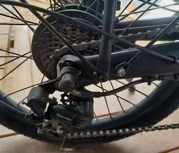 Vélo électrique pliant
